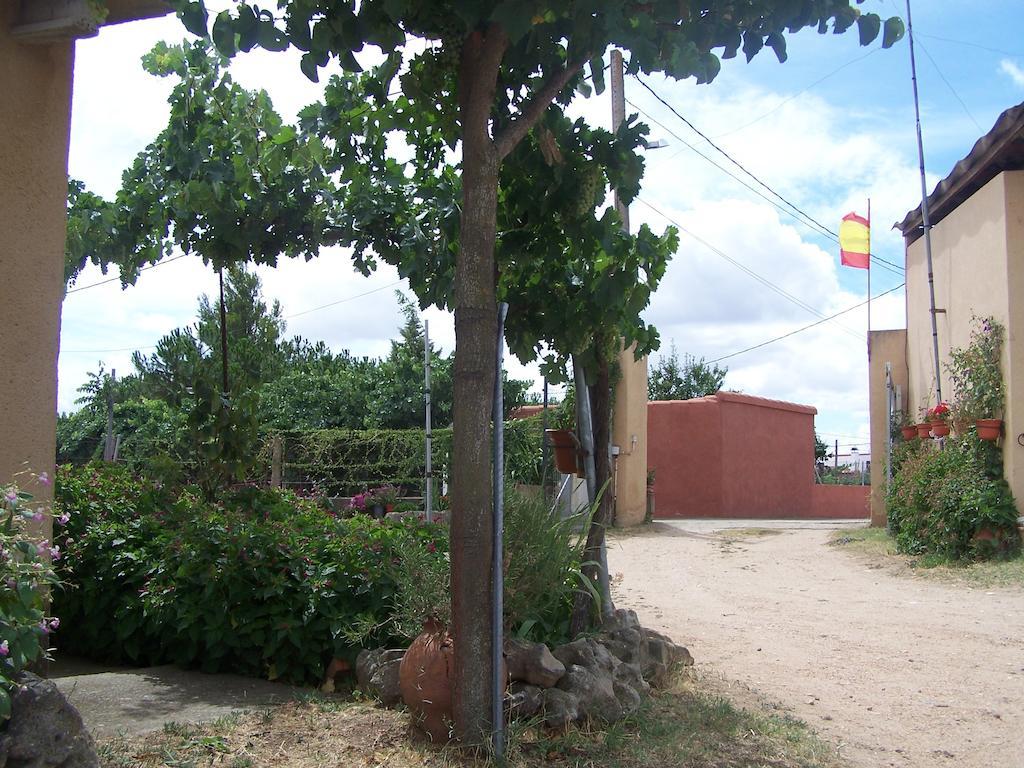 Albergue Turistico Torre De Sabre El Cubo de Tierra del Vino Exterior foto